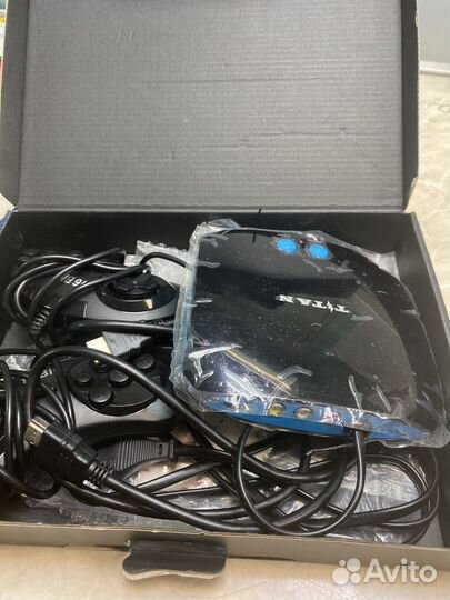 Игровая приставка титан