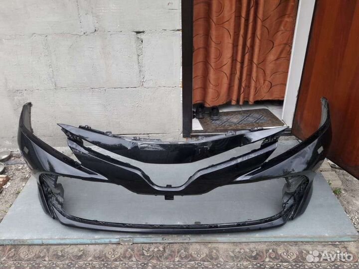 Бампер toyota camry V70 передний