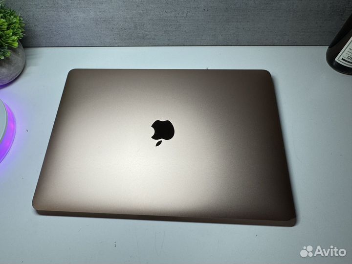 MacBook Air 13 M1 8/256