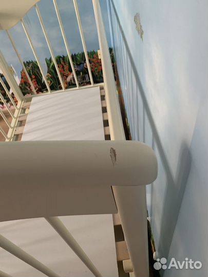 Детская кроватка с матрасиком