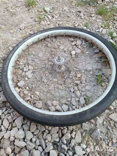 Колесо прицепа велосипеда