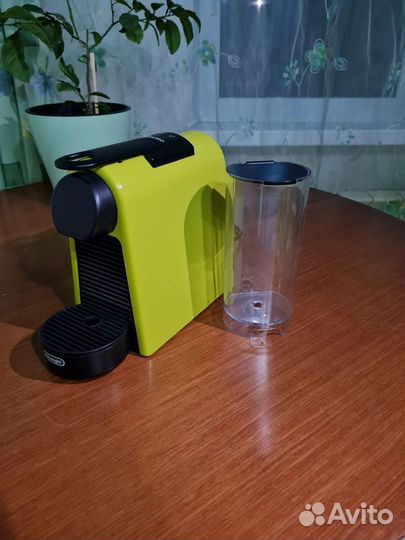 Кофемашина delonghi