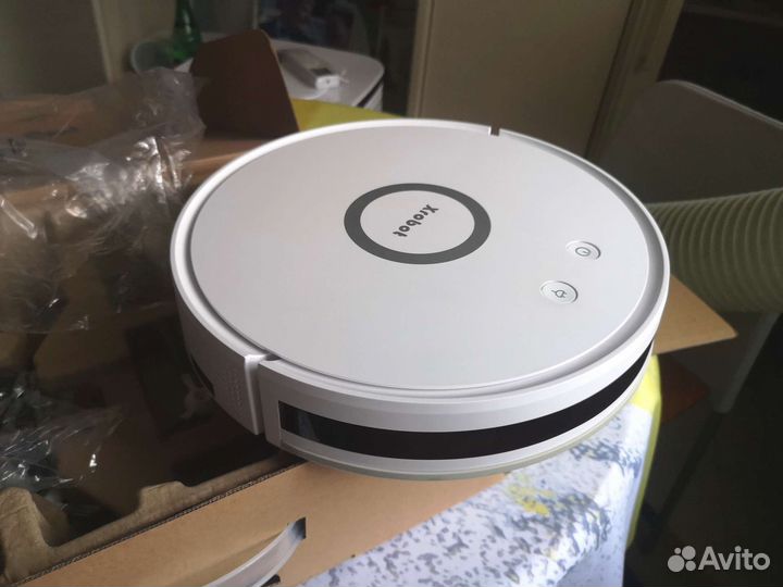 Робот-пылесос xRobot N1 с влажной уборкой