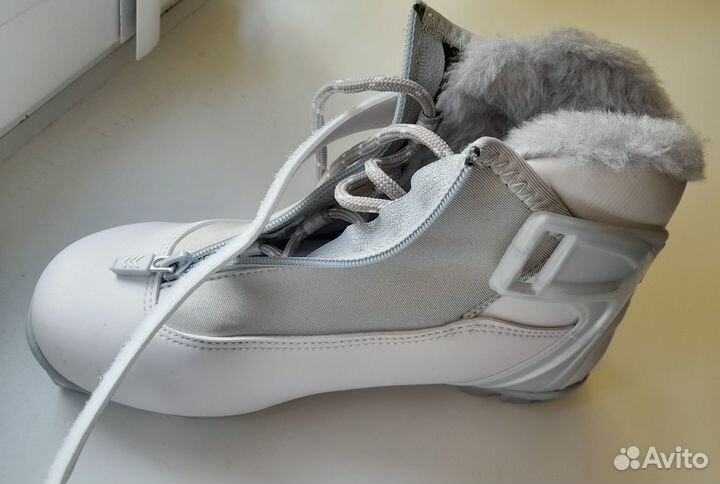 Лыжные ботинки 37 размер