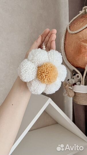 Украшение для детской комнаты «ромашка»