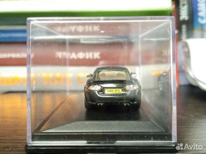 Модели 1:76 Jaguar XKR