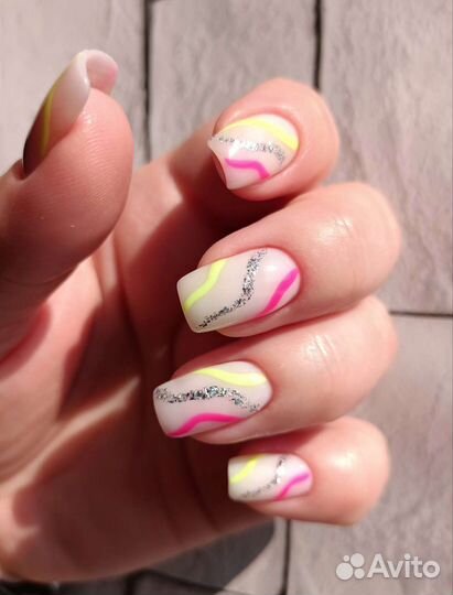 Маникюр, педикюр