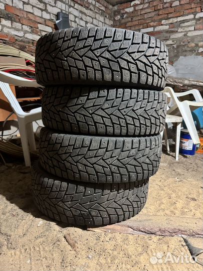 Dunlop SP Winter Ice02 205/60 R16