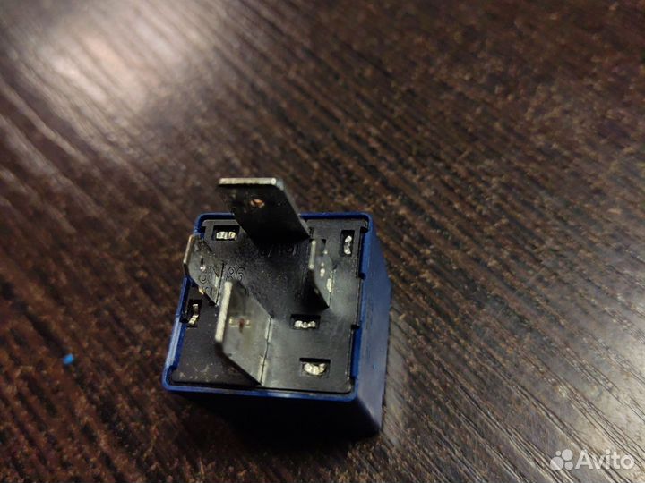 Реле заряда генератора renault megane 3