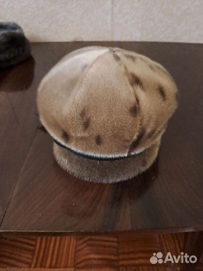 Шапки зимние меховые