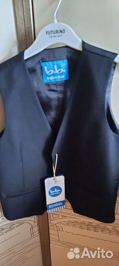 Жилетка для мальчика новая