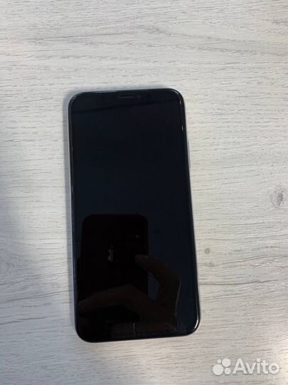 iPhone X, 256 ГБ