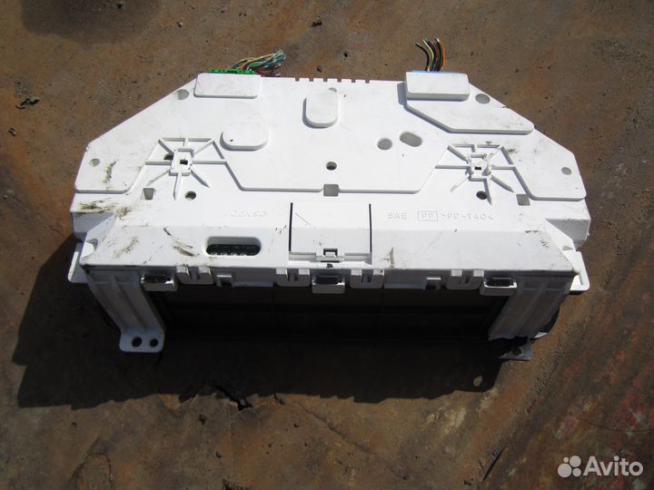 Панель приборов Suzuki Grand Vita 3411050J31