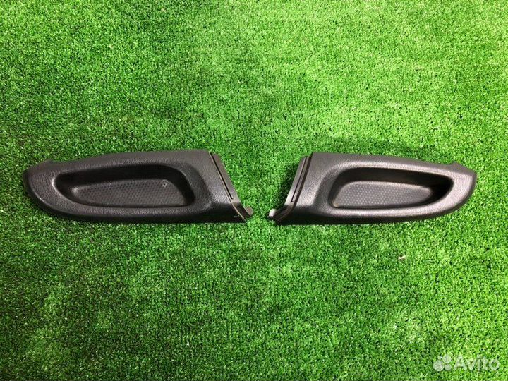 Накладка двери Nissan Almera N16 1.5 QG15 2005