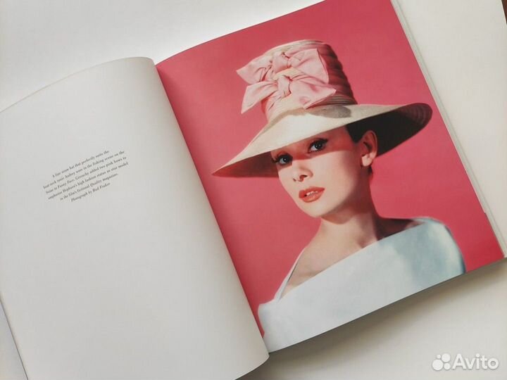 Книга Audrey Hepburn in Hats