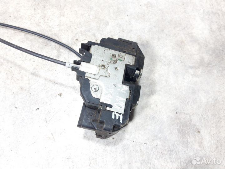 Замок передней правой двери Ниссан Ноте Е11