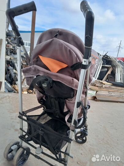 Прогулочная коляска трость