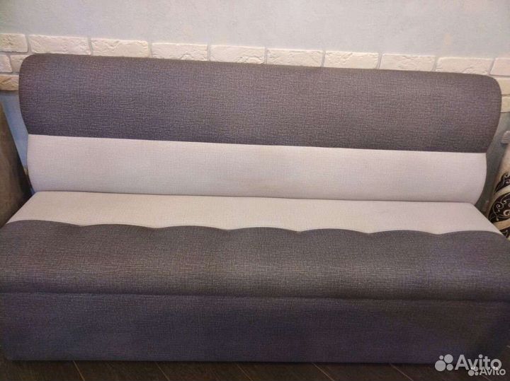 Диван кухонный