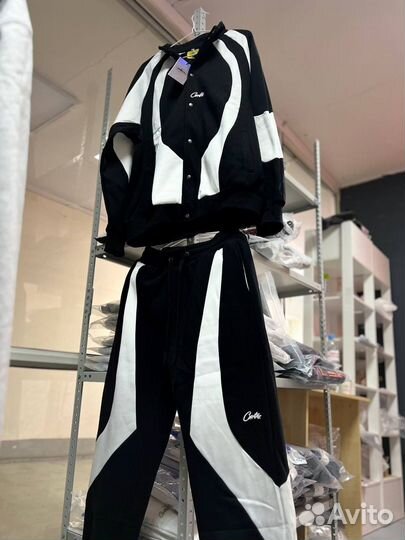 Костюм Corteiz SS24 Rules The World черно-белый