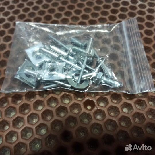 Насадки на выхлоп в стиле 63 AMG чёрные рест