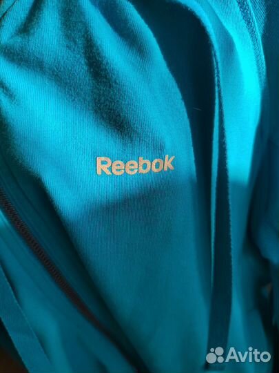 Спортивная кофта