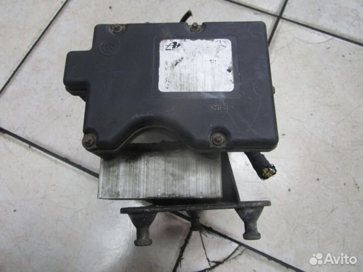 Блок ABS w208 CLK-class 111.975.компрессор 1999