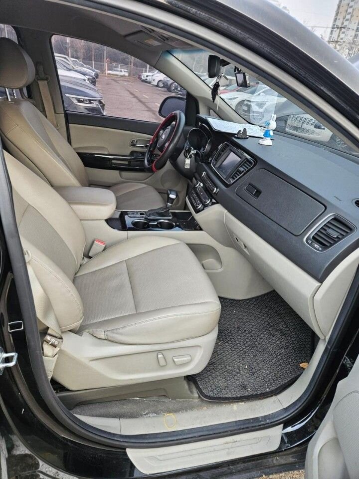 Kia Carnival: фото владельца