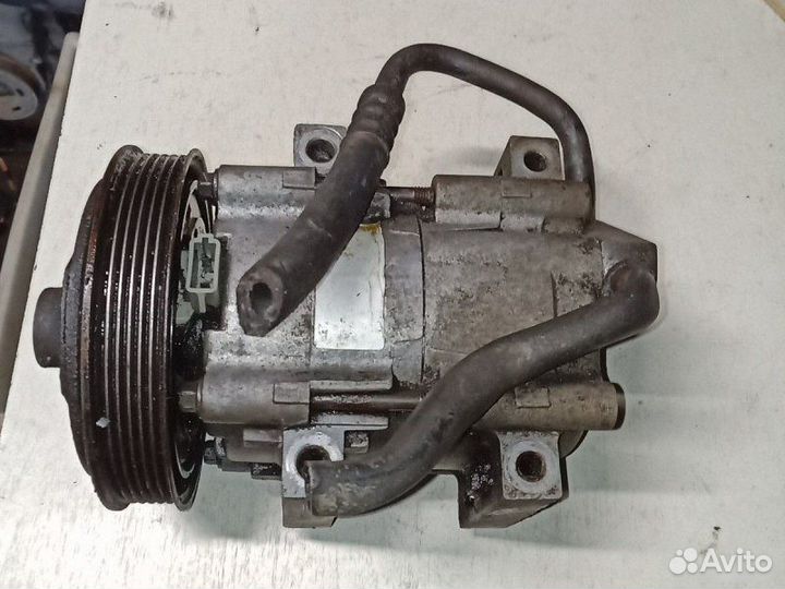 Компрессор кондиционера Ford Focus 1 седан 2.0I