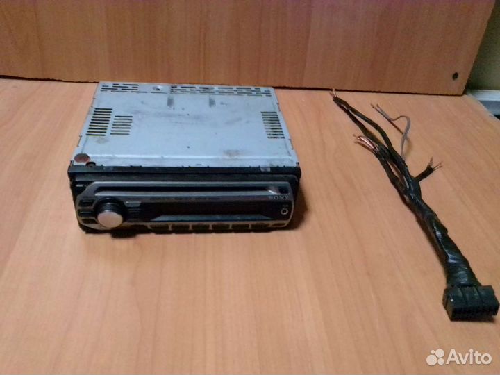 Автомобильная магнитола sony