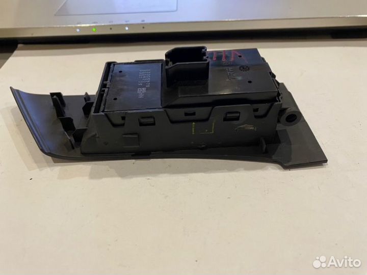 Блок стеклоподъемников передний левый Opel Astra J