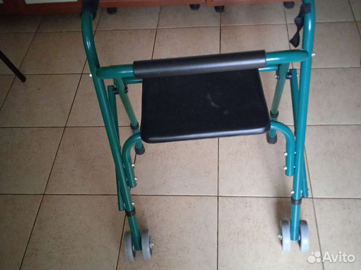 Ходунки для взрослых на колесах