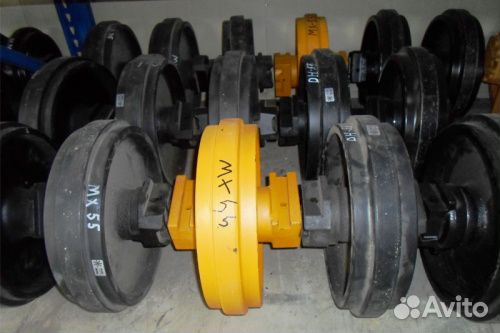 Колесо направляющее (ленивец) Komatsu PC40.7 / PC4