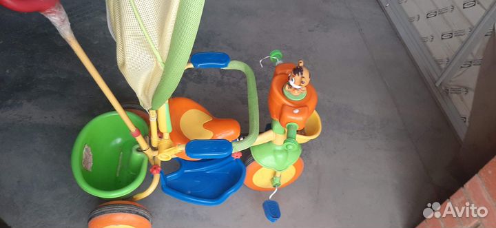 Детский велосипед с ручкой