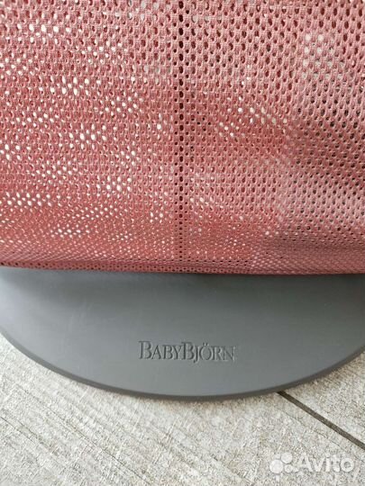 Шезлонг Babybjorn Bliss Mesh
