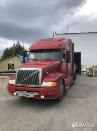 Volvo VNL, 1999