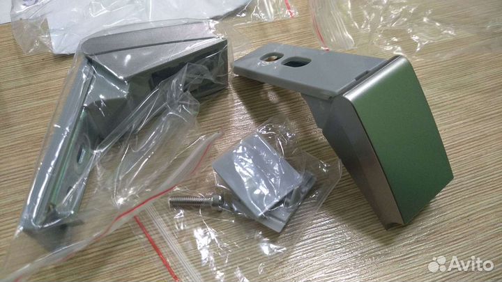 Ремкомплек ручек холодильник Liebherr