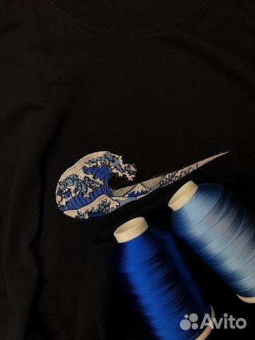 Машинная вышивка на одежде