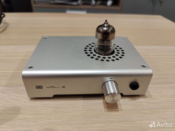 Ламповый усилитель Schiit Vali 2+