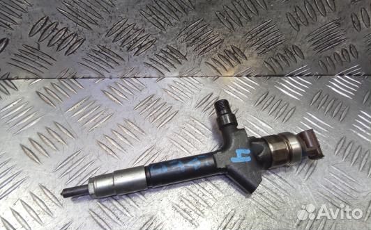 Форсунка дизельная mazda 6 1 (2BE15AL04)