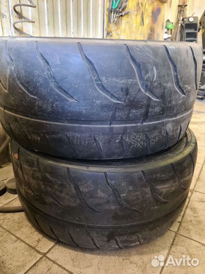 Toyo Proxes R888R 285/35 R20