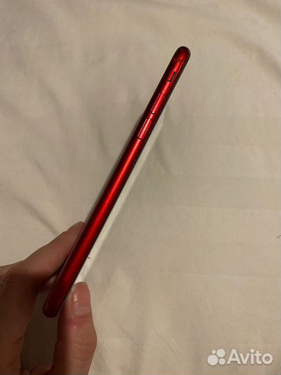iPhone 8, 64 ГБ