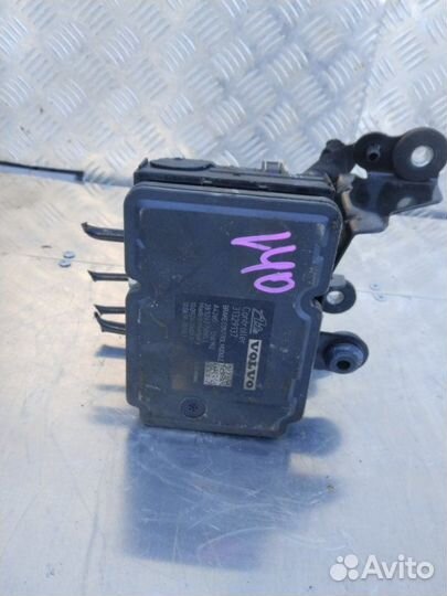 Блок abs Volvo V60 универсал 3.0 B6304T 2010-2013