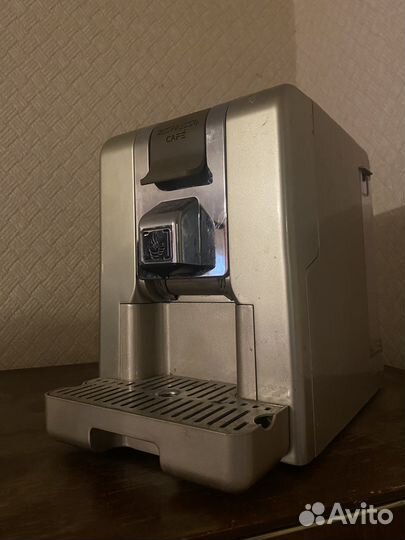 Кофемашина zespresso cafe