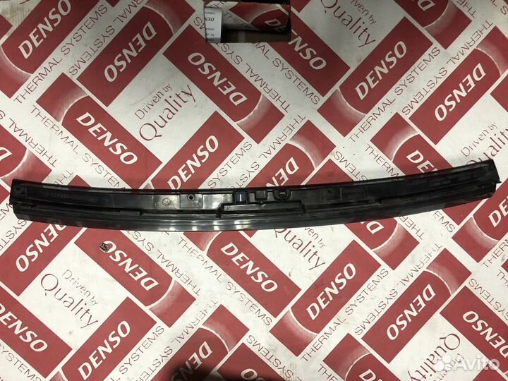 Фонарь задний (стоп сигнал) Land Rover Range Rover