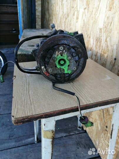 Насос кондиционера на audi 100