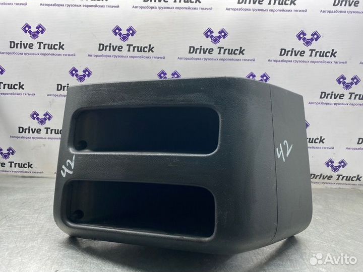 Бардачок вещевой в торпедо Mercedes-Benz Actros