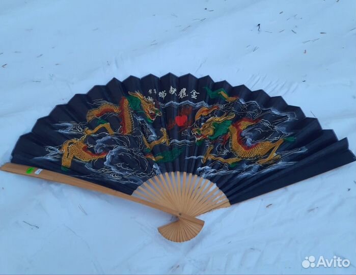 Веер настенный