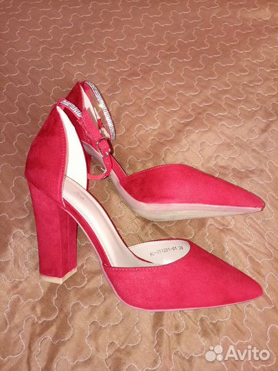 Туфли женские 39 размер красные
