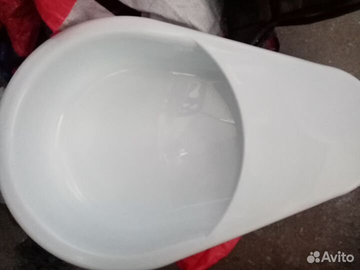 Судно с крышкой