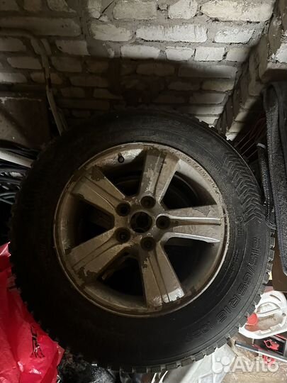 Колеса в сборе r16 зимние nissan